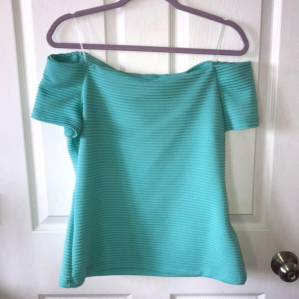 Off The Shoulder Blouse - Size Large